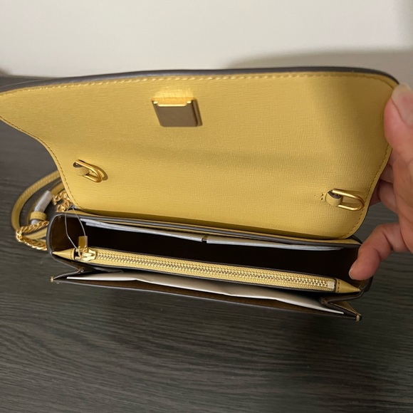 TORY BURCH ROBINSON CHAIN WALLET - Picture 5 of 10